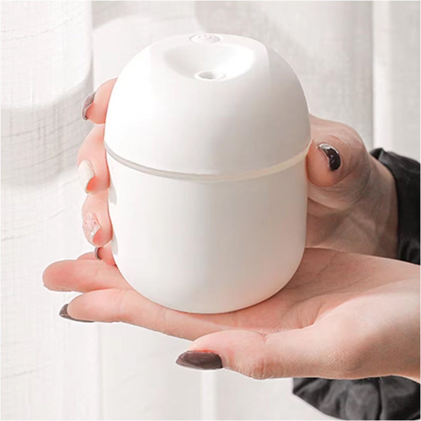 Humidifier, Household Plastic Aromatherapy Machine (220 ML / 1 Pc) Your Brand