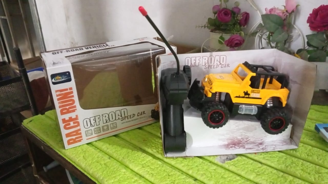 Mist Spray Race Car Toy Off Road Speed Car With Smoke (Water Sprayer Mist With Light) High Strength Climbing Power & Smoke Effect (Color May Vary), Kids Your Brand