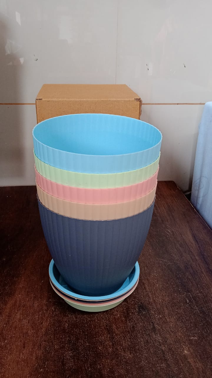 Plastic Flower Pot with Bottom Tray (5 Pcs Set) Your Brand