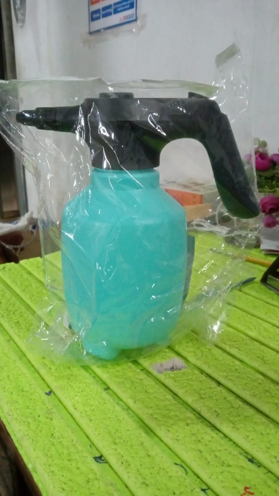 Electric Spray Bottle Garden Sprayer (1 Pc / 2 Ltr.) Your Brand