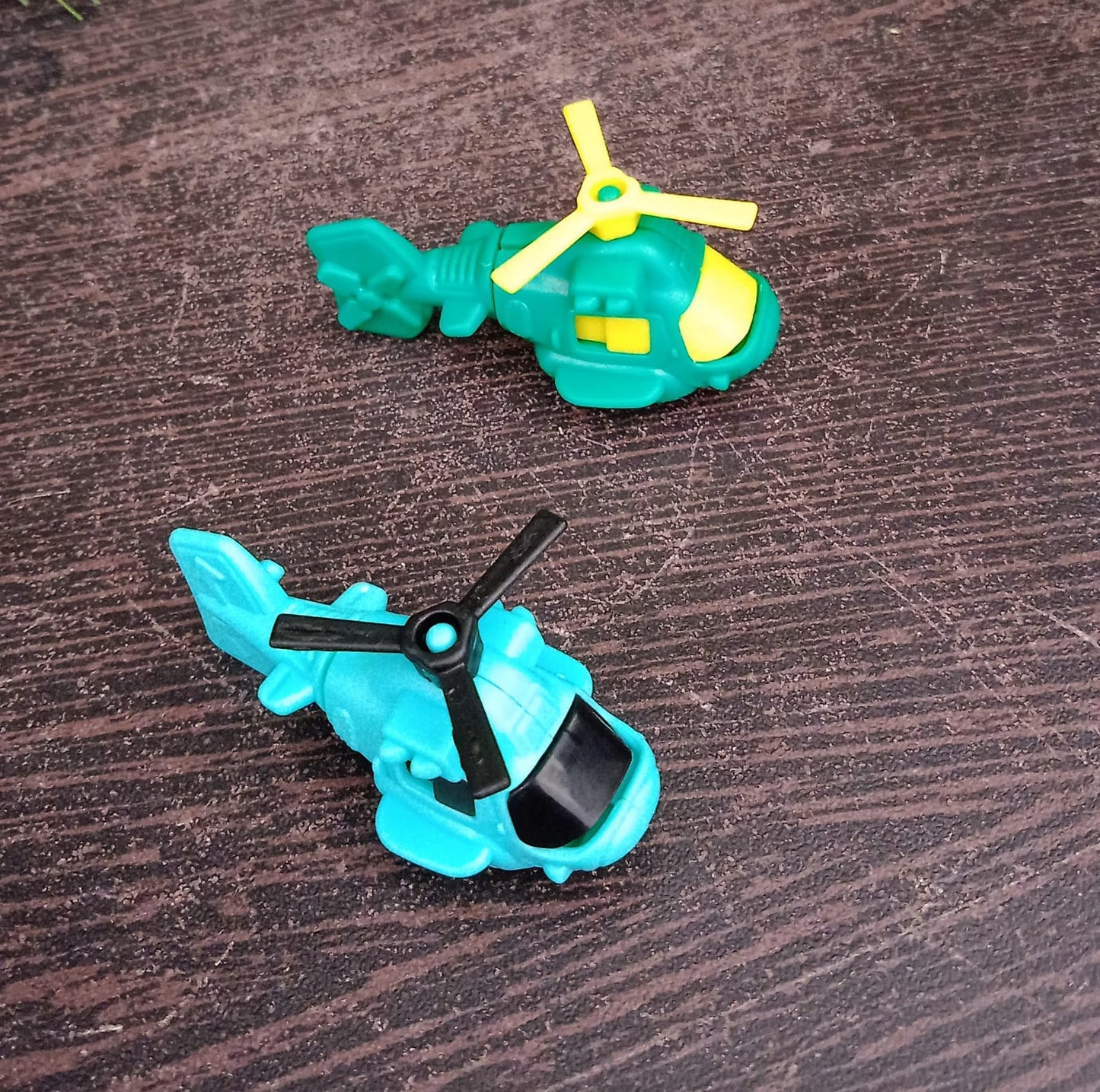 Small DIY Helicopter Toy, Small Kid's Toy, Rotating Tail Wing DIY Helicopter Your Brand