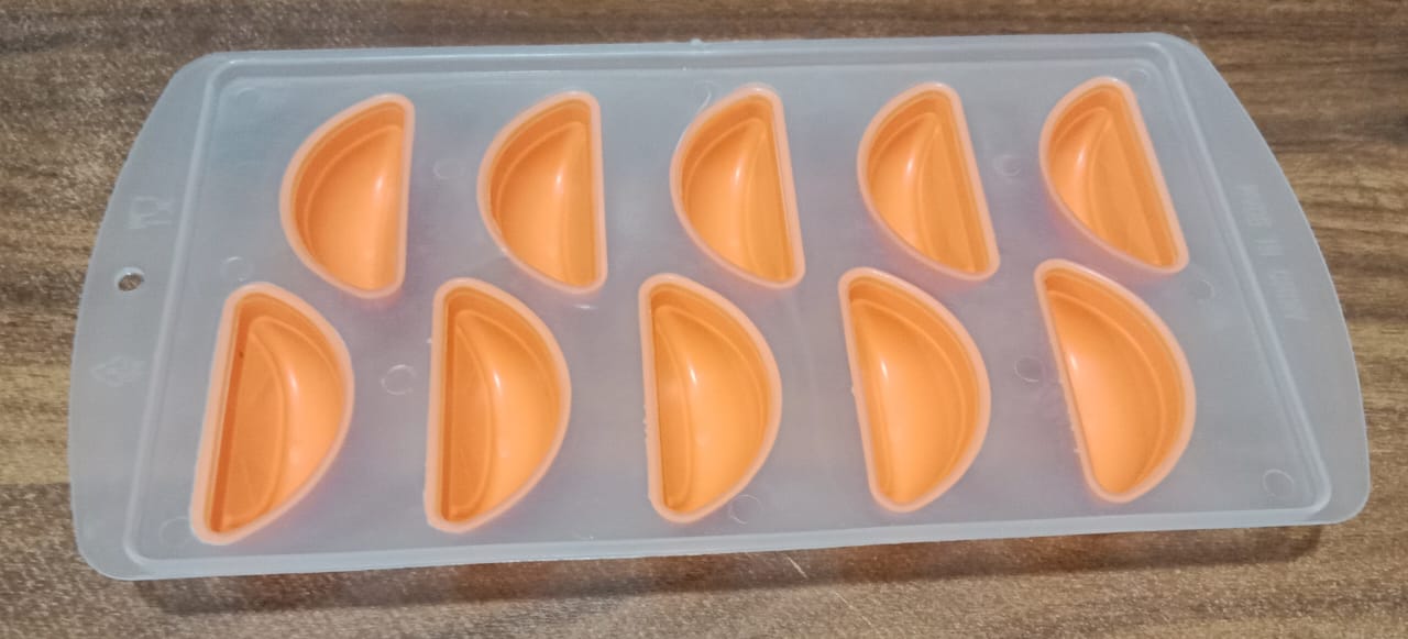 Silicone Mold Ice Cube Tray Creative Sweet Multi Type Ice Tray , Ice Cube Trays Multi Fruit Shape Ice Tray (1 Pc) Your Brand