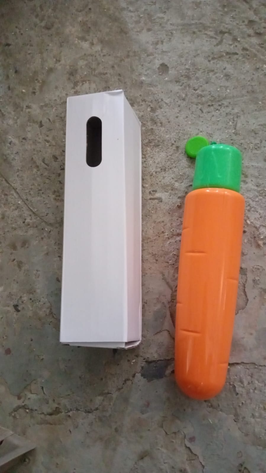 Vegetable shaped Folding Umbrella, Plastic Case Creative Fashion Folding Mini Sun Shade Rain Umbrella, Unique Umbrella, Sun & UV Protection, Cute Design (1 Pc) Your Brand