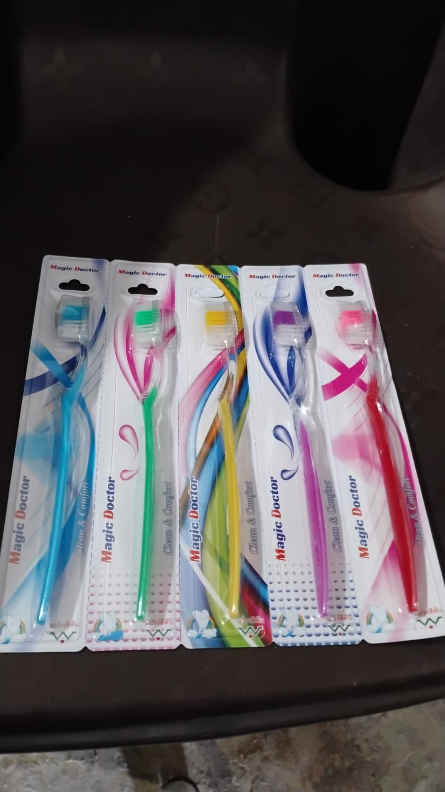 Premium Plastic Toothbrush (1 Pc / Mix Color) Your Brand