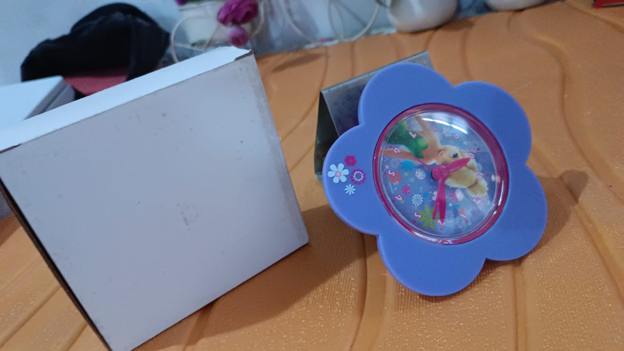 Next-Generation Desk Clock with Advanced Alarm System (1 Pc) Your Brand