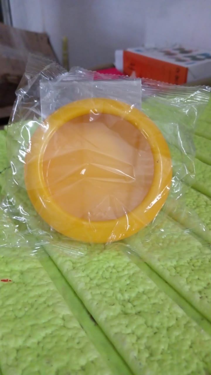 Vegetable Container Premium Fruits Saver Keeper (1 Pc / Yellow) Your Brand