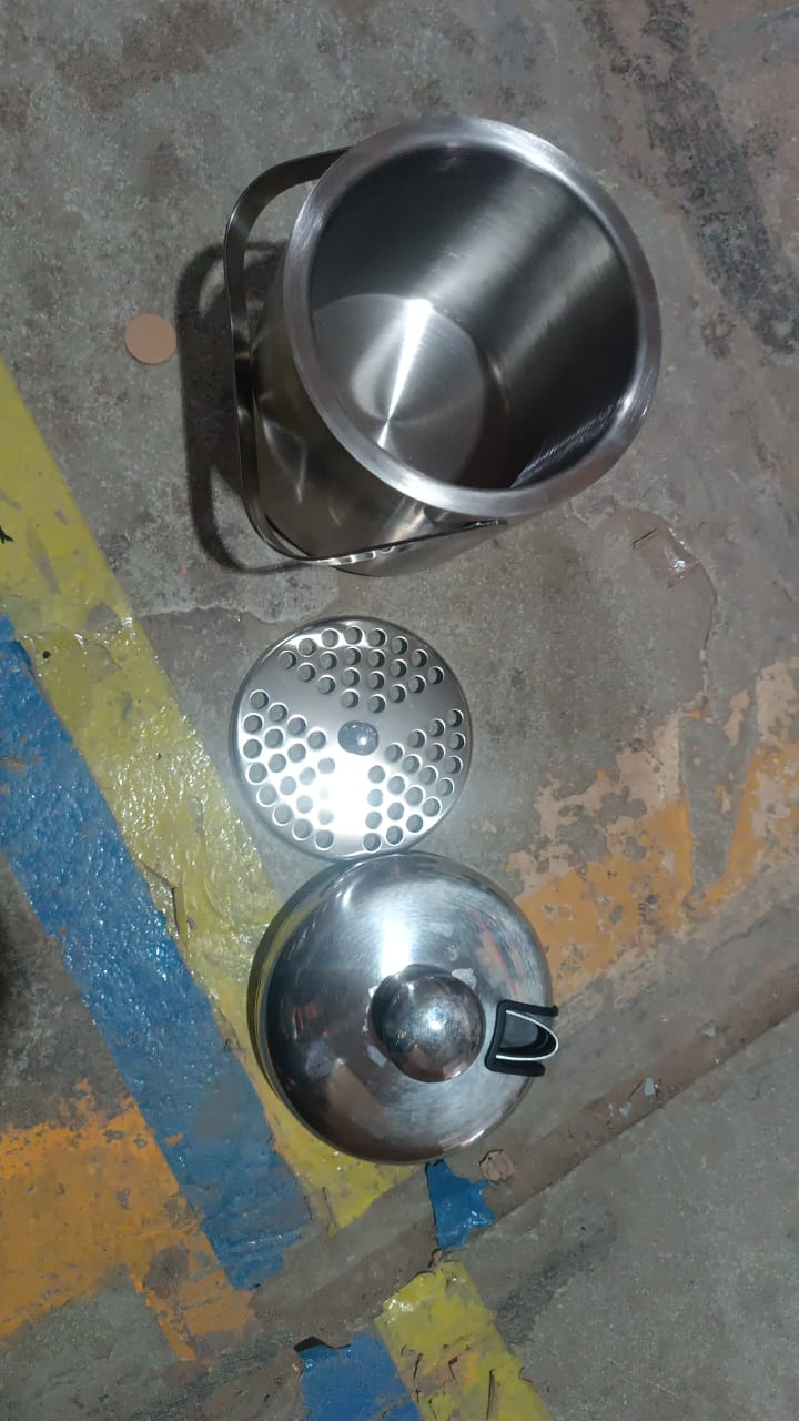 Stainless Steel Ice Buckets with Lid (1.3 Liters Approx) Your Brand