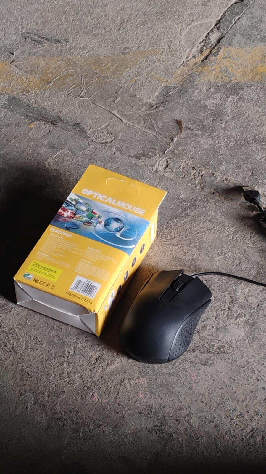 Computer / Laptop Wired Optical Mouse, M-022 (1 Pc) Your Brand