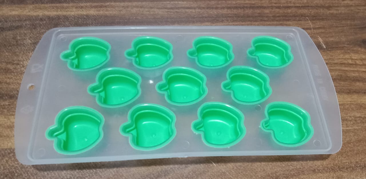 Silicone Mold Ice Cube Tray Creative Sweet Multi Type Ice Tray , Ice Cube Trays Multi Fruit Shape Ice Tray (1 Pc) Your Brand