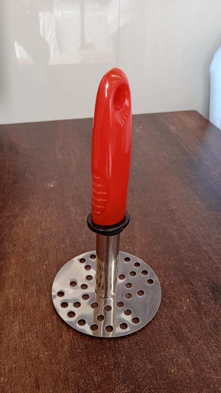 High Grade Stainless Steel Potato Masher Paubhaji / Pav Bhaji Masher with Plastic handle (1 Pc) Your Brand