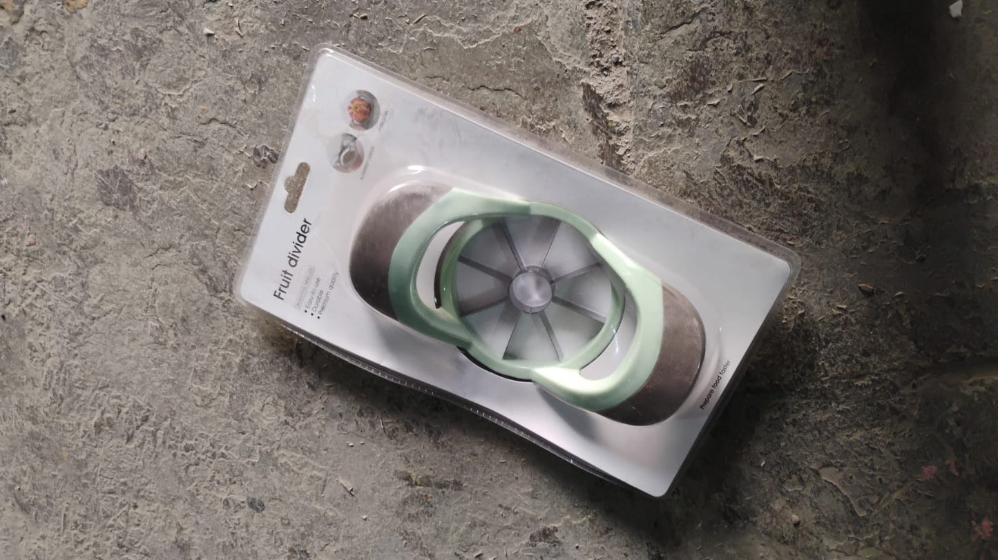 Fruit and Vegetable Cutter Stainless Steel Fruit Separator, 8-cut apple slicer (1 Pc) Your Brand