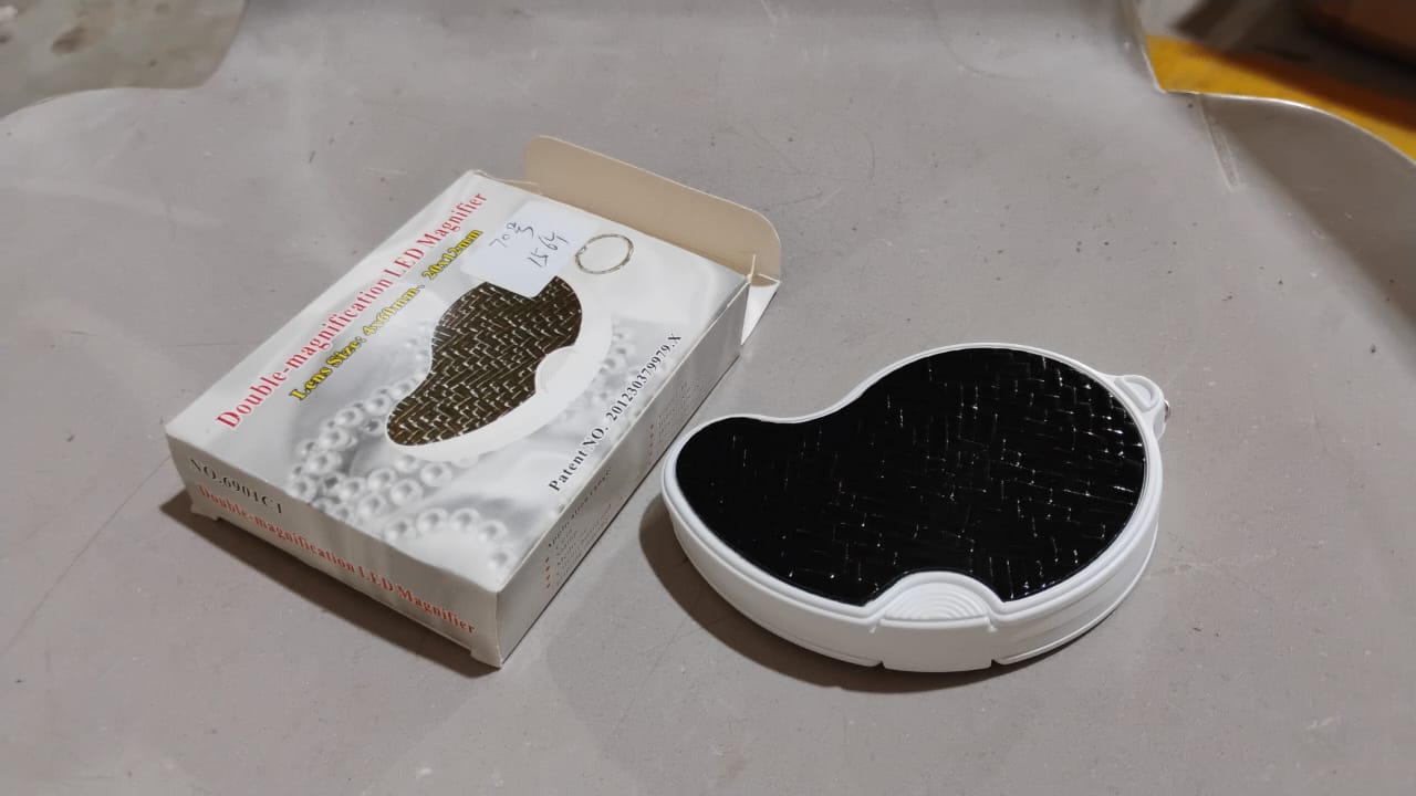 Double-Magnification Led Magnifiers with Light (1 Pc / Big) Your Brand