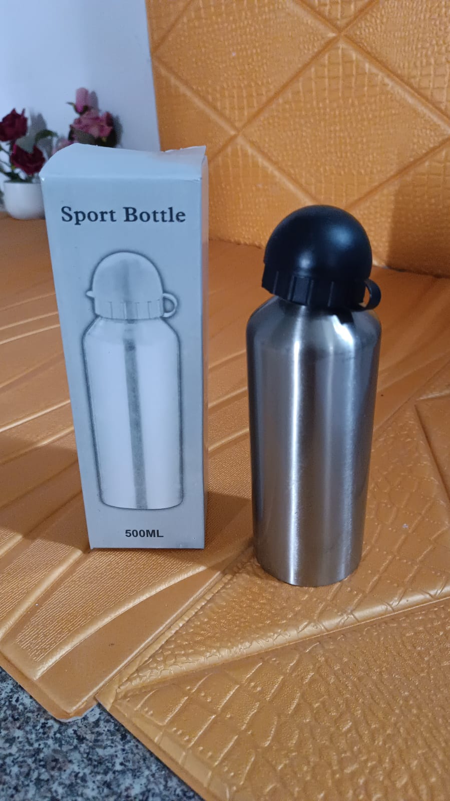 Aluminium Sports Water Bottle Look for Sports Gym (Capacity 500 ML Approx) Your Brand