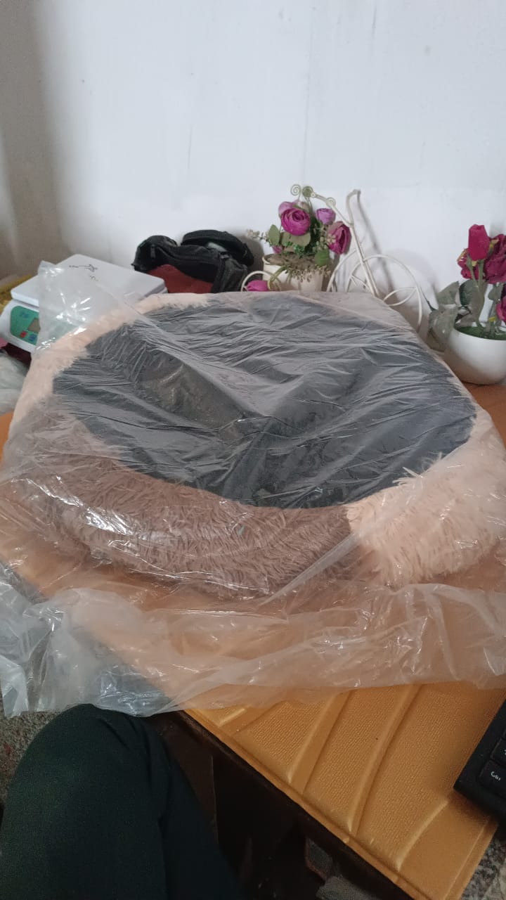 Dog Bed, Cat Bed, Bottom Calming Donut Dog Bed (1 Pc) Your Brand