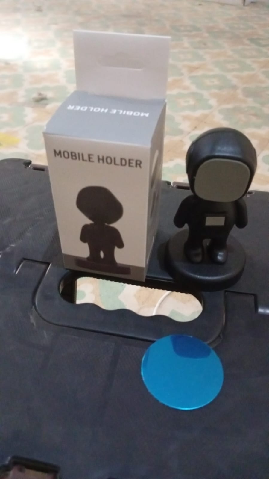 Magnetic Mobile Phone Holder, Cartoon Version of Astronaut Car Holder, Suitable for Car Dashboard, 360° Rotating Magnetic Mobile Holder, Compatible with All Smartphones (1 Pc) Your Brand