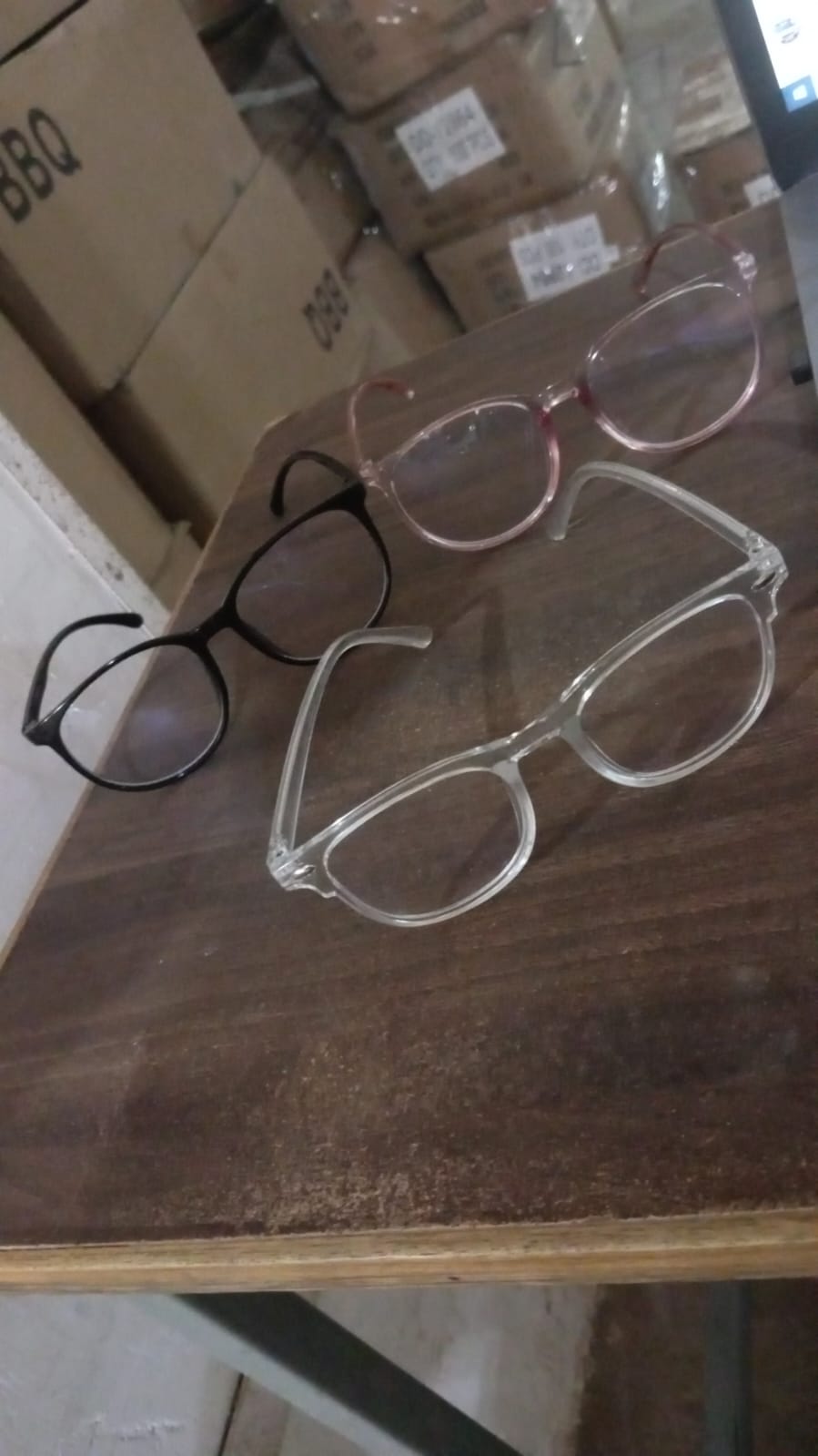 Sunglasses for Men & Women UV Protection for Outdoor Fishing Driving or Multi-Purpose Sunglasses, Chashma (1pc / Mix Color) Your Brand