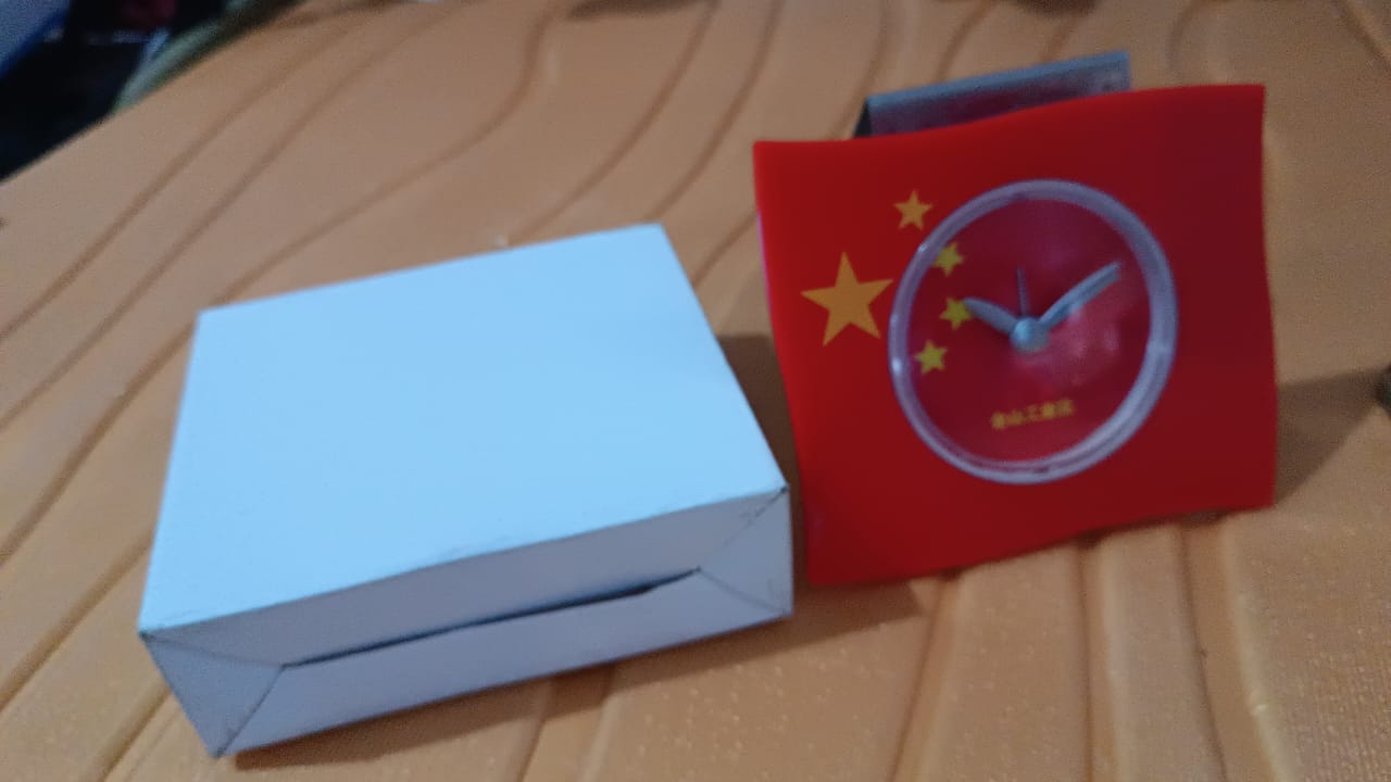 Elegant Desk Clock Watch with Alarm System – Stylish and Functional Timepiece for Your Workspace (1 Pc) Your Brand