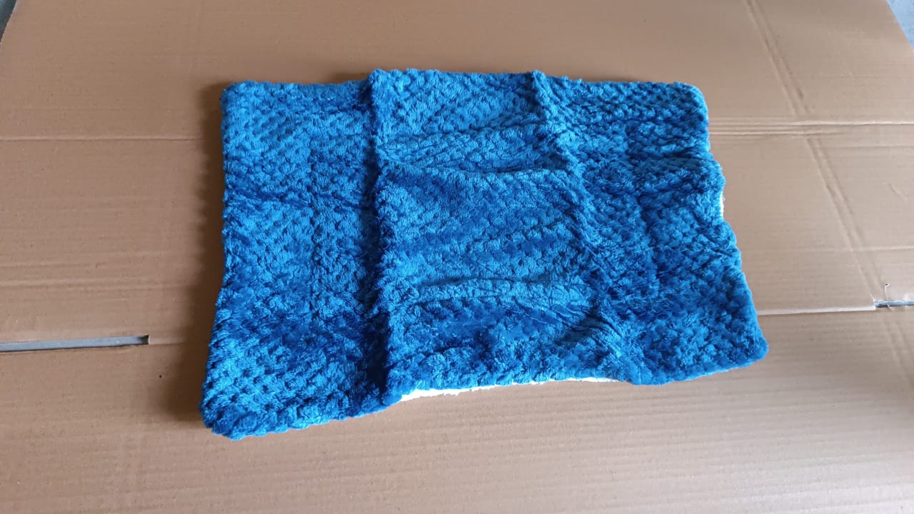 Pet Soft Cat Dog Towel, Warm Sleep Mat (50×37 Cm / 1 Pc / Mix Color & Design) Your Brand