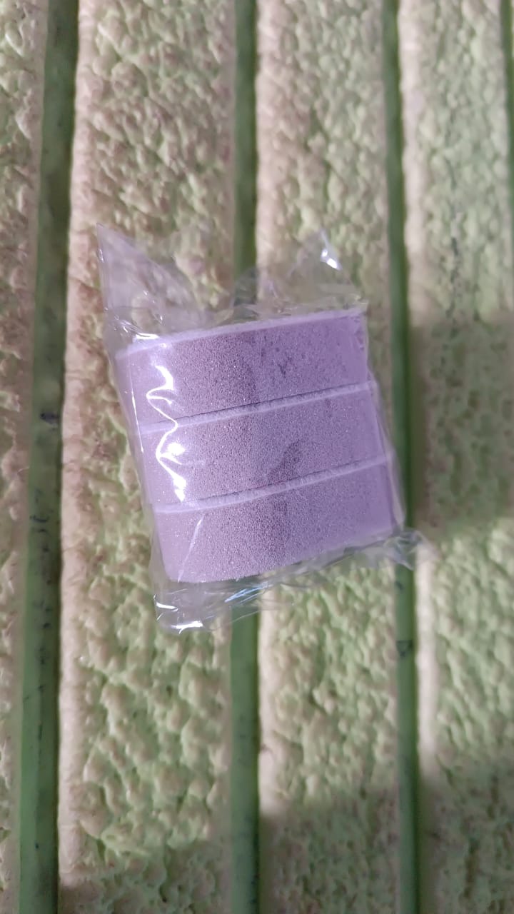 Cleaning Sponge Brush with Liquid / Soap Dispenser & With 4 Refill Brush Heads (1 Set) Your Brand