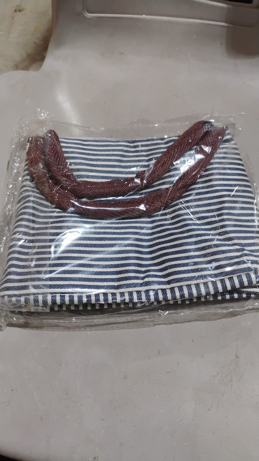 Lunch Box Bag for Women Men Insulated Lunch Bag With Zipper (1 Pc / Mix Color) Your Brand