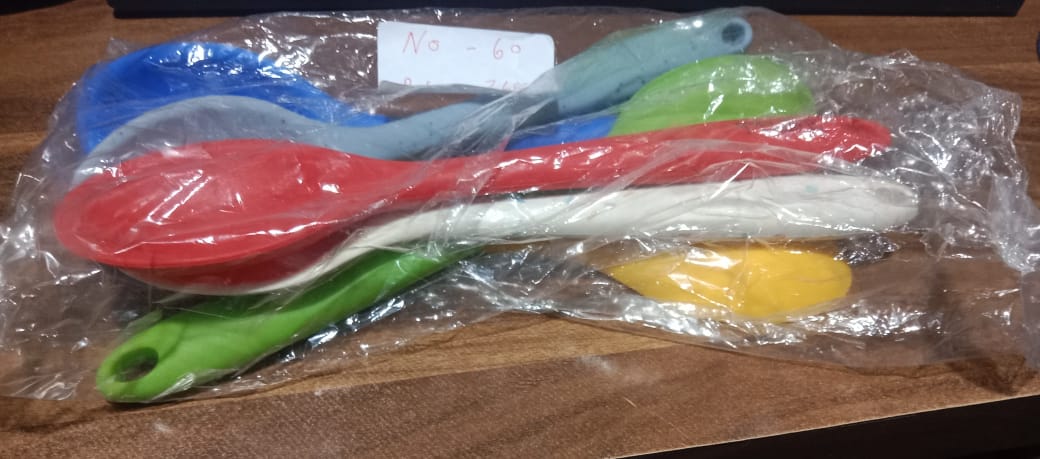 Multipurpose Silicone Spoon, Silicone Basting Spoon Non-Stick Kitchen Utensils Household Heat-Resistant Non Stick Spoons Kitchen Cookware Items For Cooking and Baking (6 Pcs Set) Your Brand