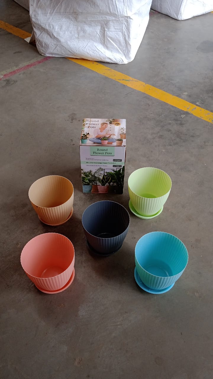 Plastic Flower Pot with Bottom Tray (5 Pcs Set / With Color Box) Your Brand