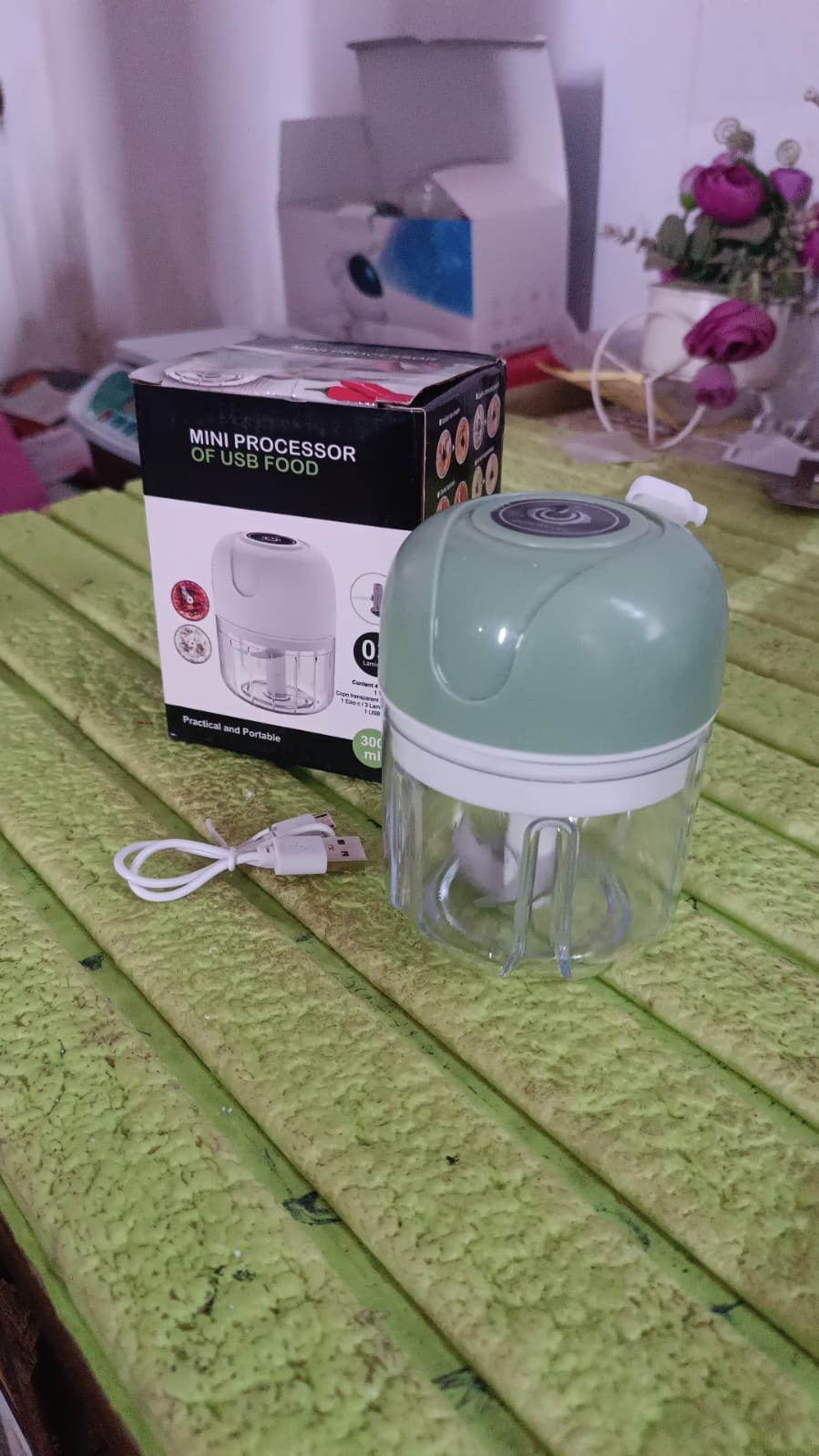 Wireless USB Rechargeable Mini Electric Garlic Machine / Chopper (250Ml) Your Brand