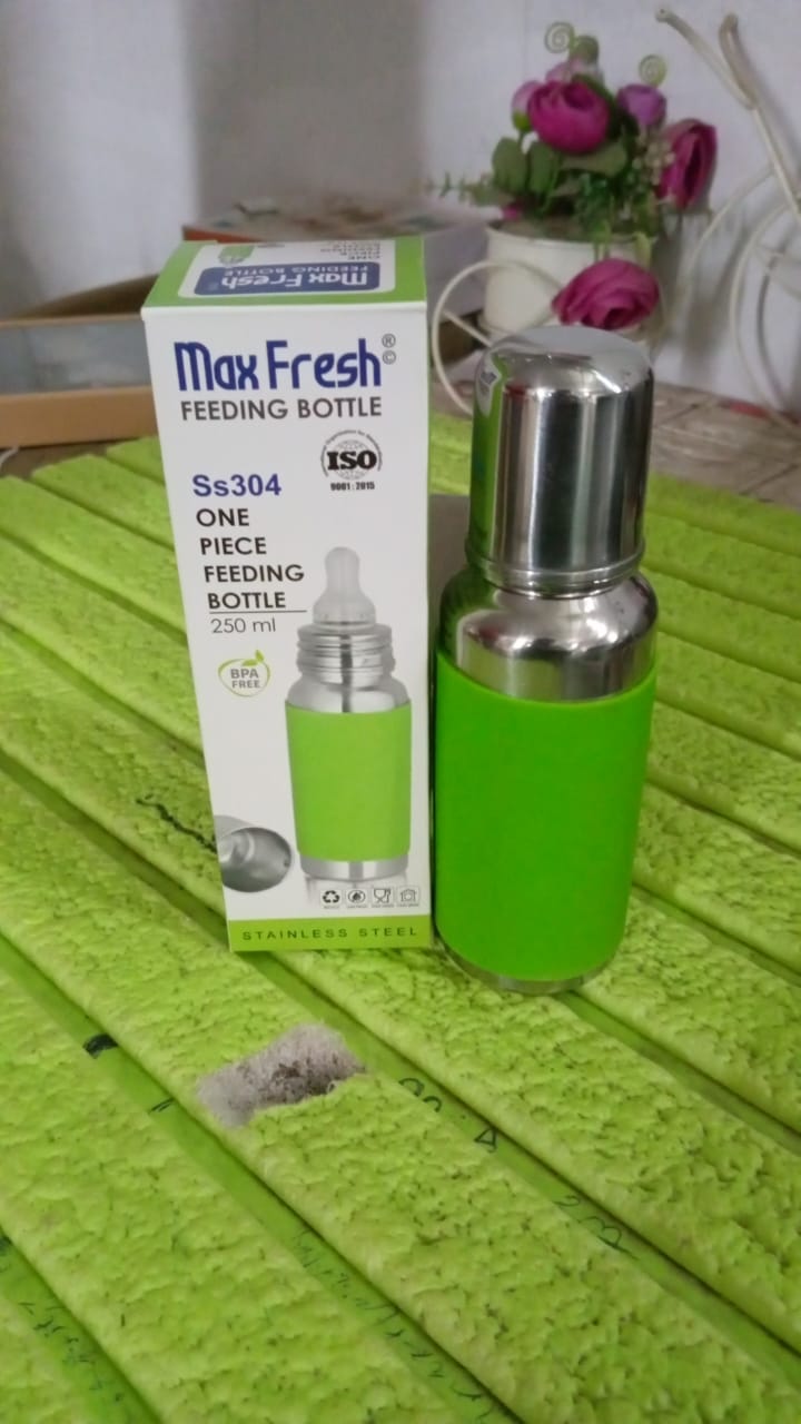 Stainless Steel Baby Feeding Bottle, Milk Feeding Bottle With Silicove Grip Cover (250 ML) Your Brand
