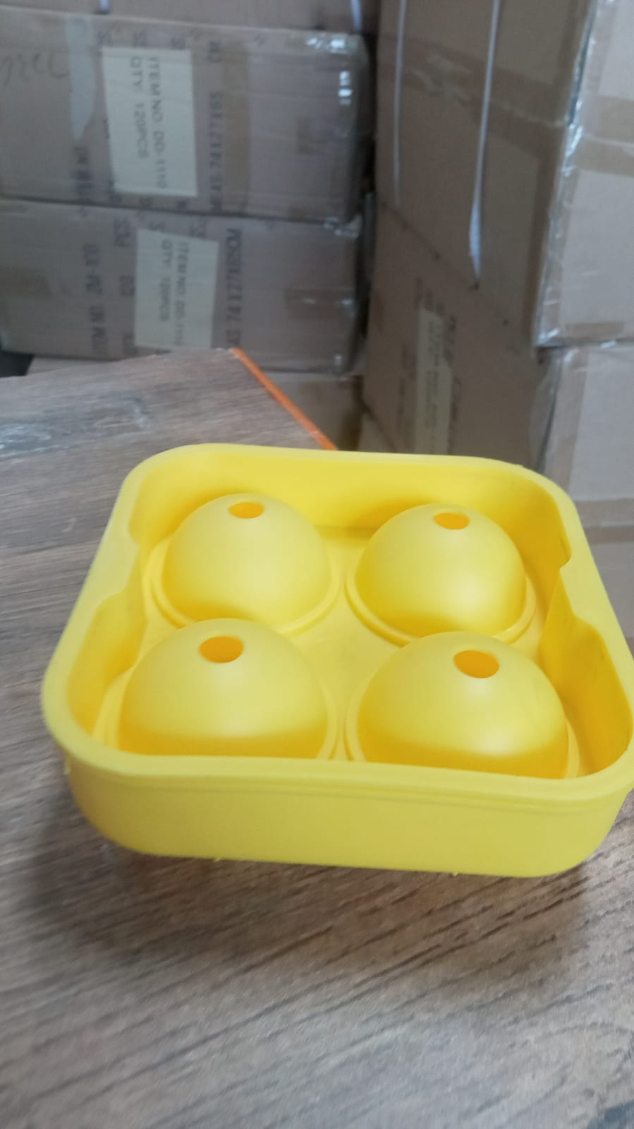 Ice Trays for Freezer Whiskey Ice Cube Plastic Ball Maker Mold Sphere Mould 4 Holes New Ice Balls Party Brick Round Tray Bar Tool ice for Whiskey Your Brand