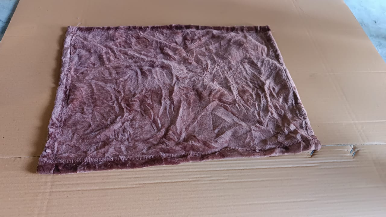 Pet Soft Cat Dog Blanket / Towel, Warm Sleep Mat (60×45 Cm / 1 Pc / Mix Color & Design) Your Brand