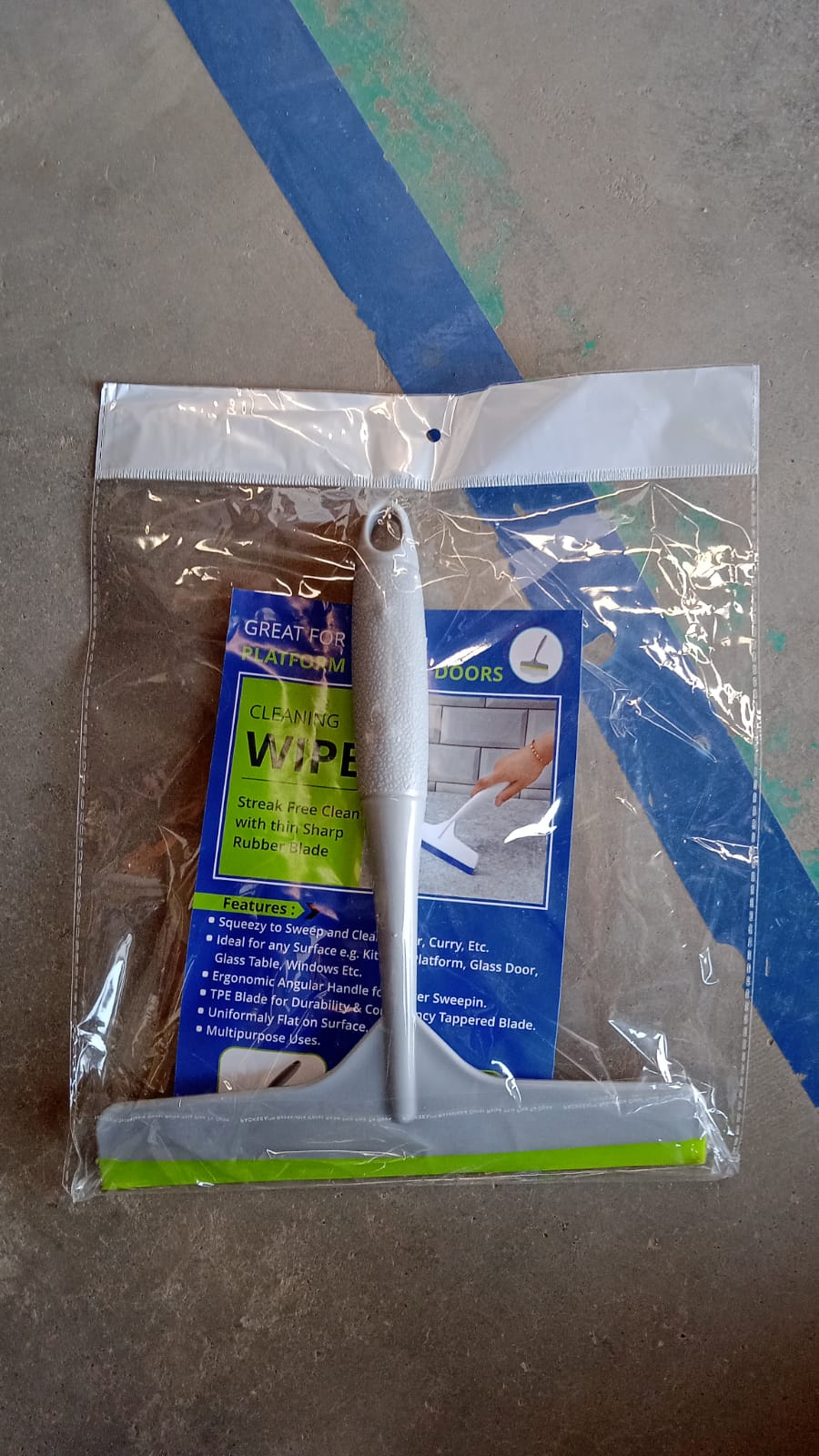 Plastic Kitchen Wiper (Grey / 1 Pc) Your Brand