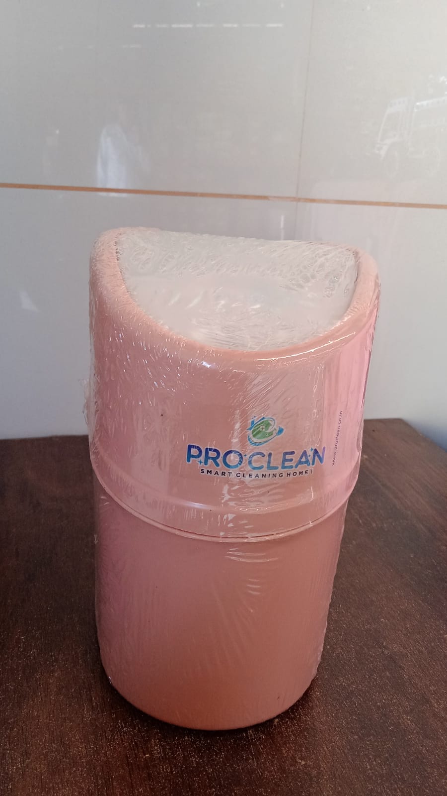 Mini Trash Can, Dustbin Plastic Garbage Can with Lid (1 Pc) Your Brand