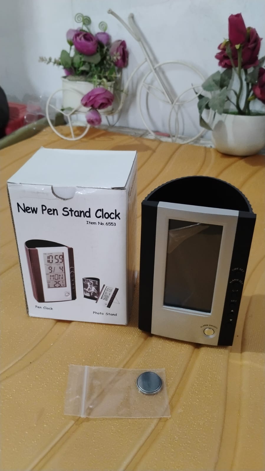 Multifunctional Pen Holder LED Pen Holder with LCD Digital Clock Pen Holder Your Brand