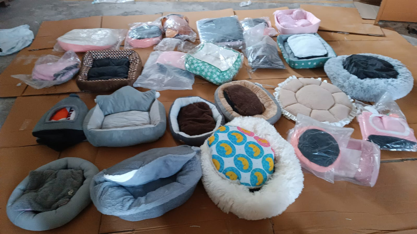 Pet Dog Bed General Thickening Dog Mat (1 Pc / Mix Design & Color) Your Brand