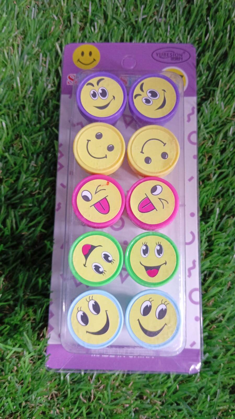 Emoticon Stamps 10 pieces in Round Shape Stamp (Multicolor / 10 Pc) Your Brand