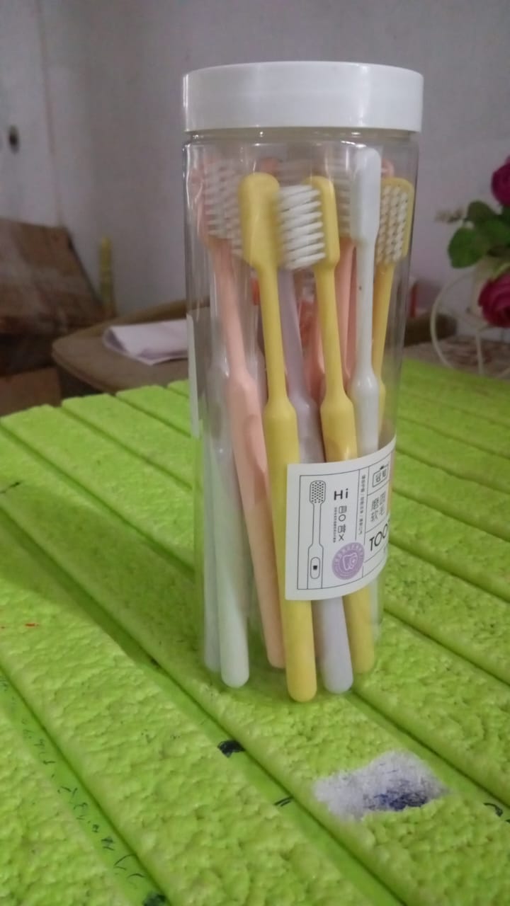 Plastic Toothbrush With Plastic Round Box (20 pcs Set) Your Brand