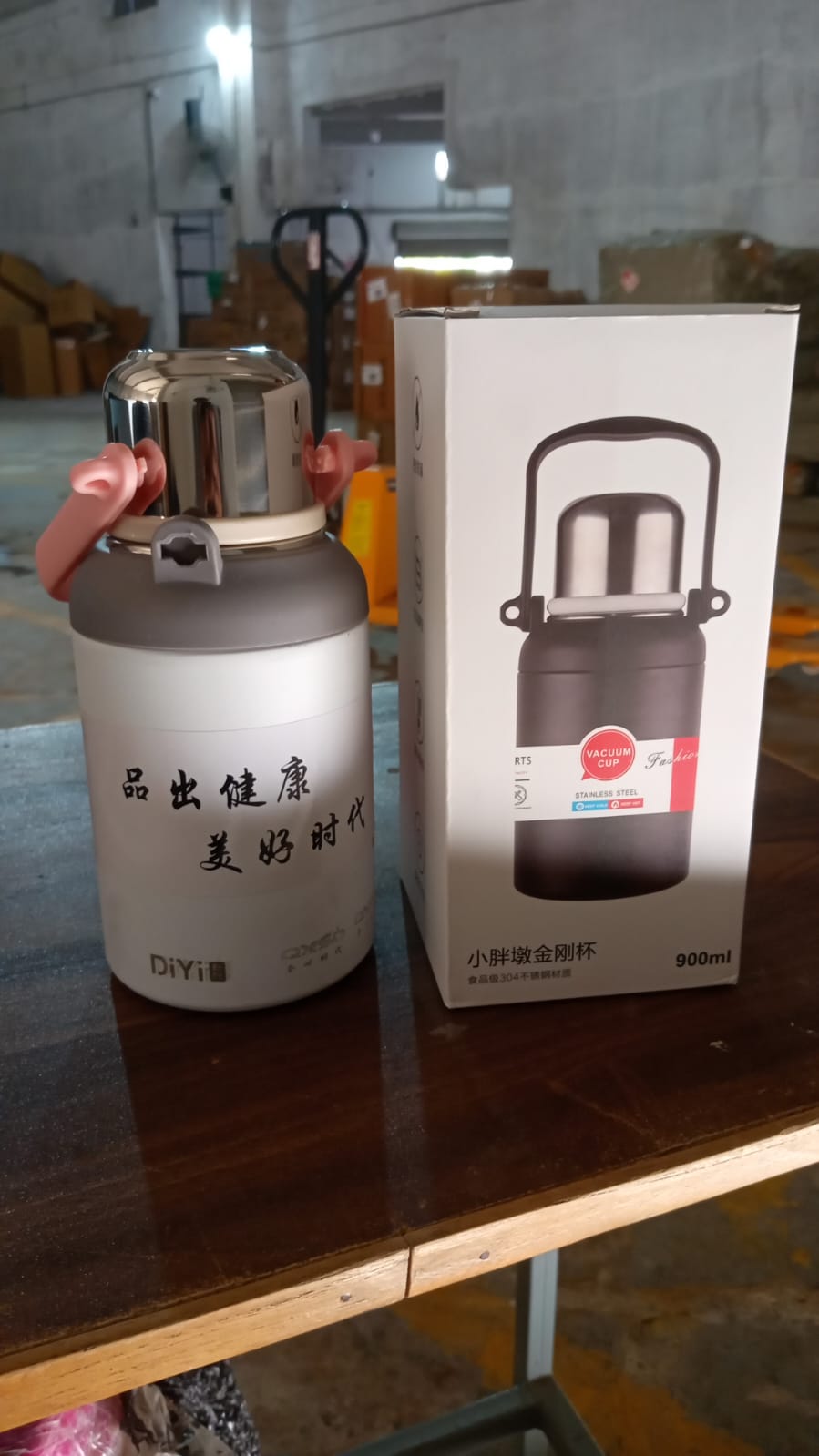 Stainless Steel Vacuum Insulated Water Bottle / Cup | Leak Proof Flask for Tea Coffee | Reusable Water Bottle with Hanging Strap | Bottle for Hot & Cold Drinks Wide Mouth Water Flask (900 ML / Mix Color) Your Brand