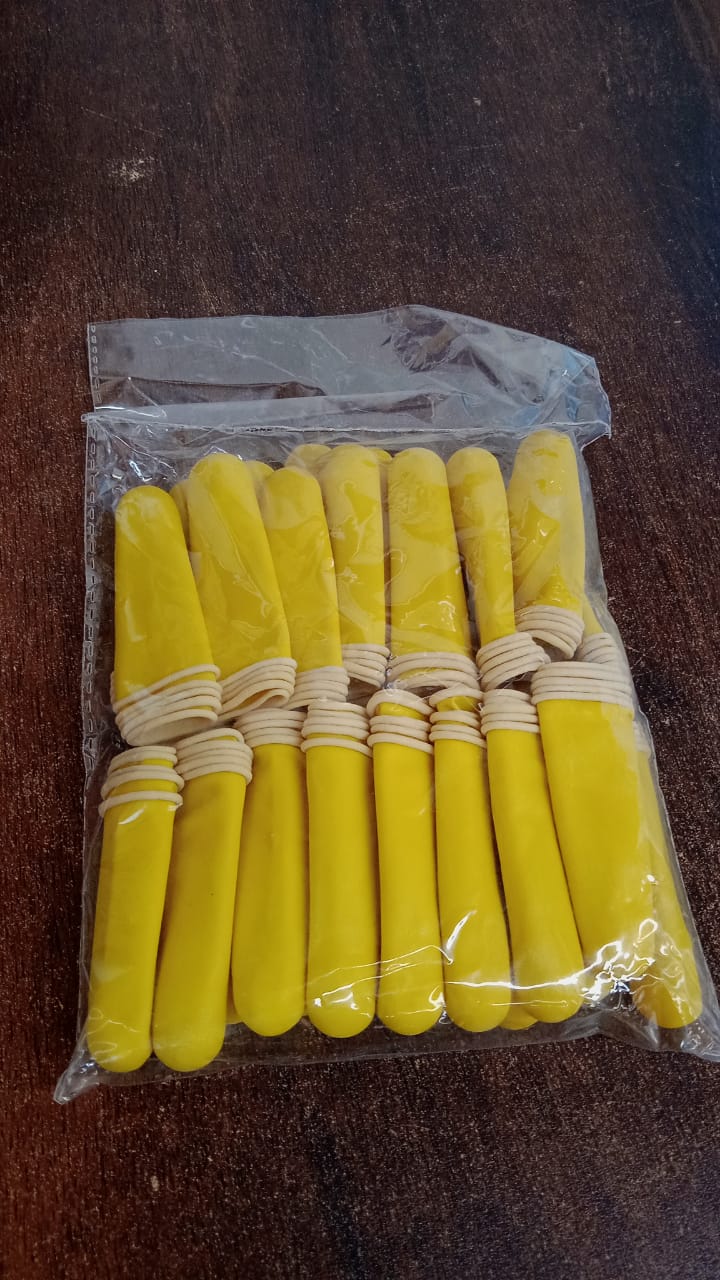 Finger Caps, Silicone Finger Protectors Sleeves (Finger Cots / 145 Pcs Set Approx) Your Brand