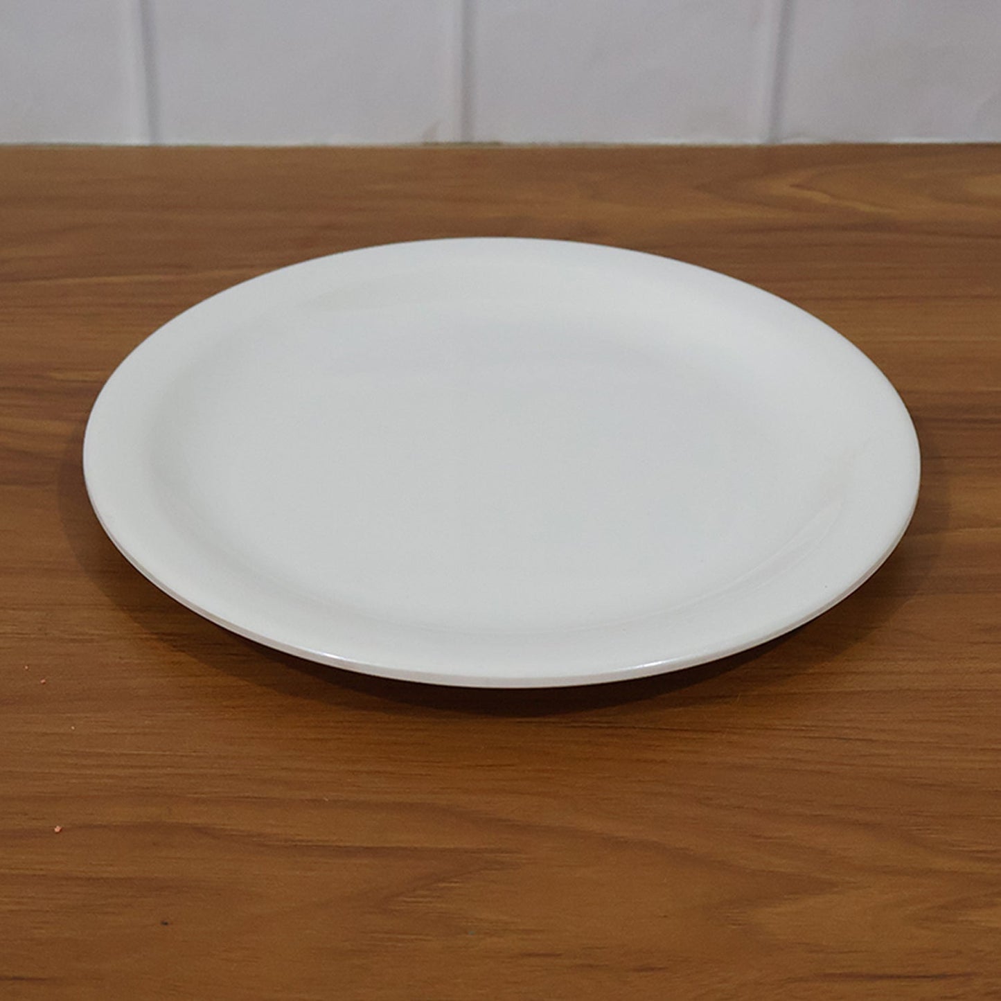 Plastic Round Dinner / Serving Plate – 23 cm (1 Pc)