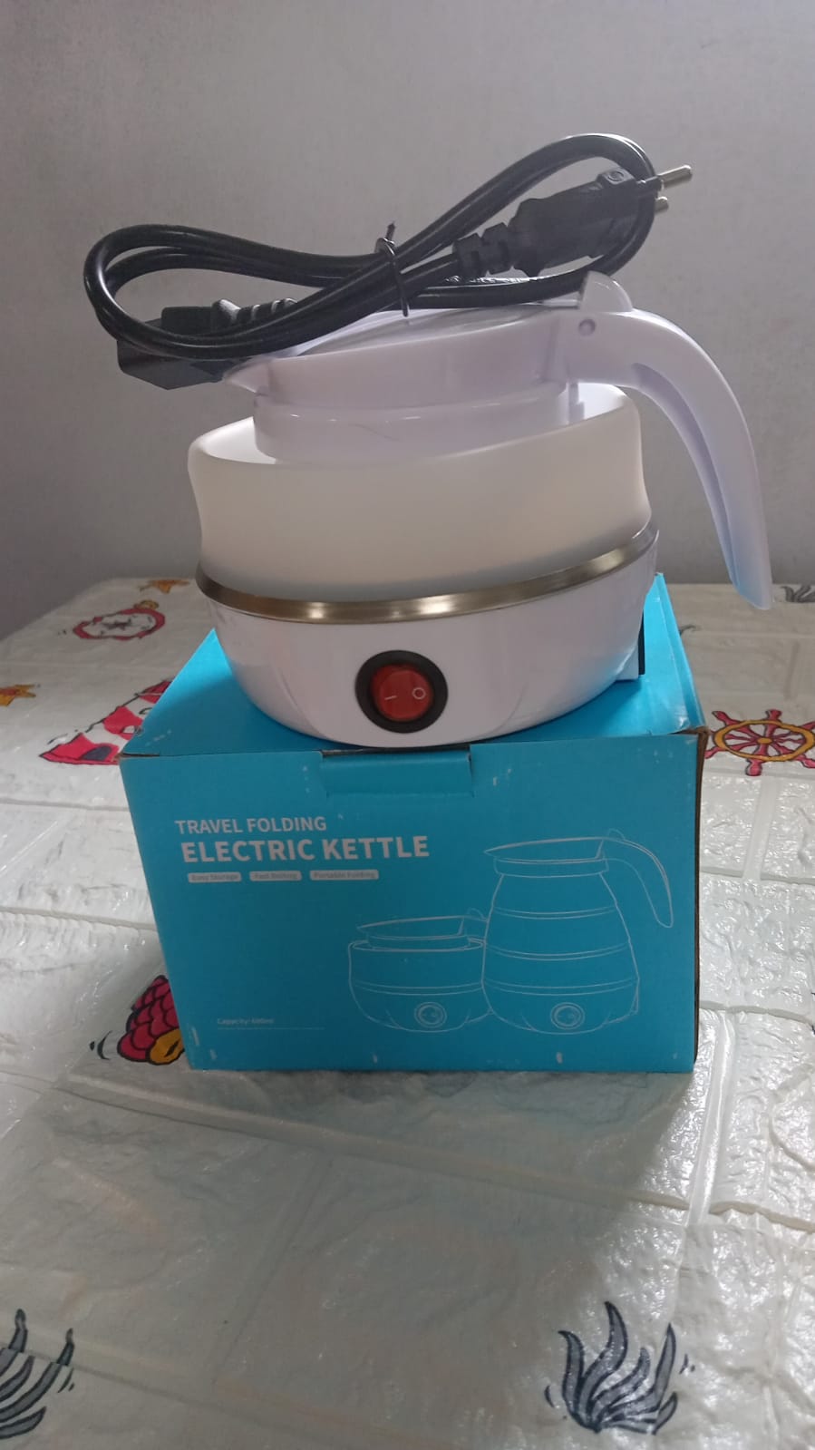 Camping foldable water kettle