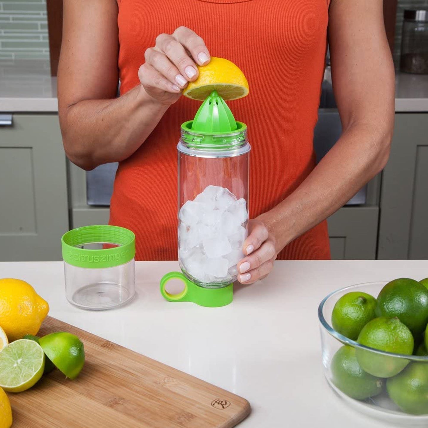 CITRUS JUICER BOTTLE INSTANT JUICE SPORTS BOTTLE  JUICE MAKER INFUSER BOTTLE Your Brand