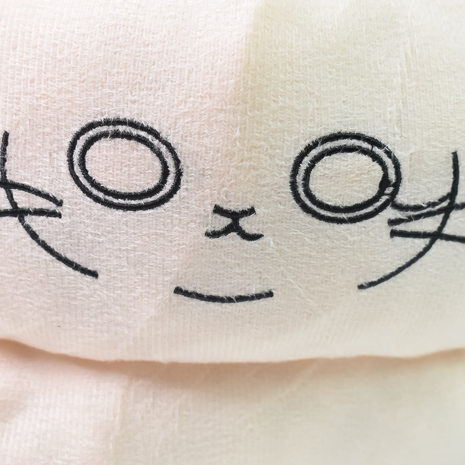 Cute Cat  / Dog Sleeping Bed, Pet Supplies | Dog Supplies | Beds (1 Set) Your Brand
