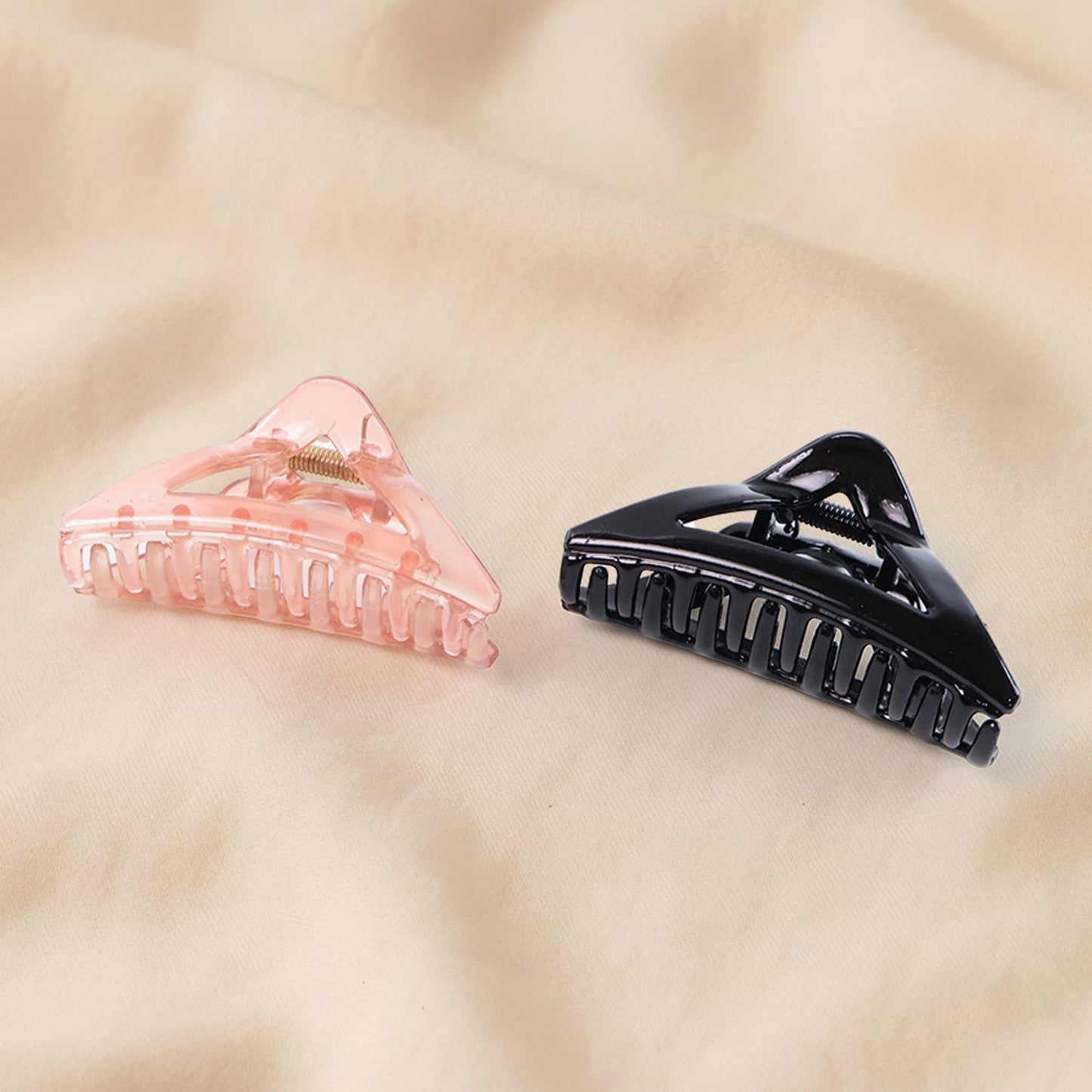 Triangle Shape Mix Color Plastic Hair Claw Clip for Women and Girls – 1 Pc