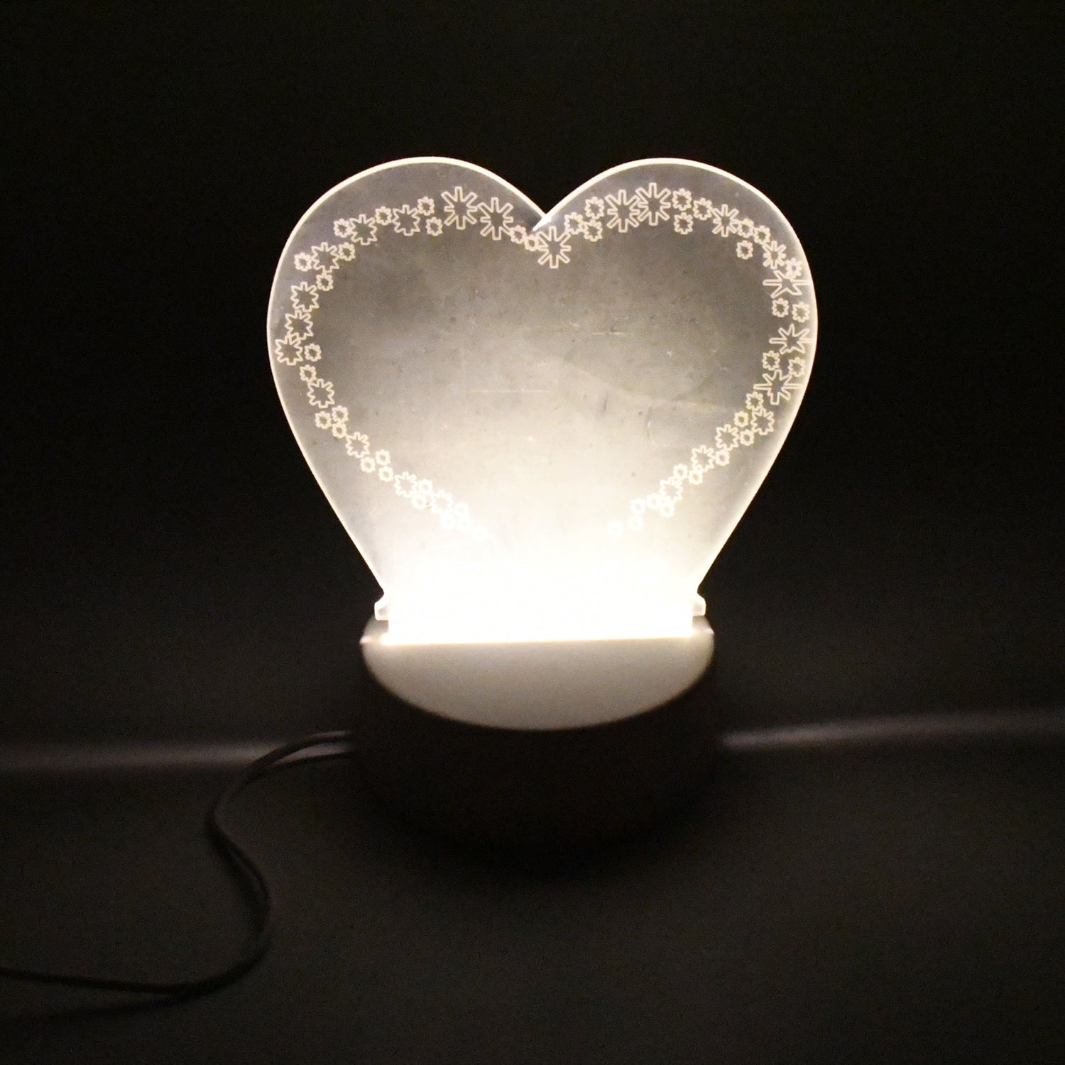 Creative Visualization Lamp 3 D Acrylic Decorative Lamp for Creative Keeps Notes Drawing Table Lamp for Home Decor / Bedroom / Gift / Office Decoration / Erasable Board (Heart-Shape / 1 pc) Your Brand