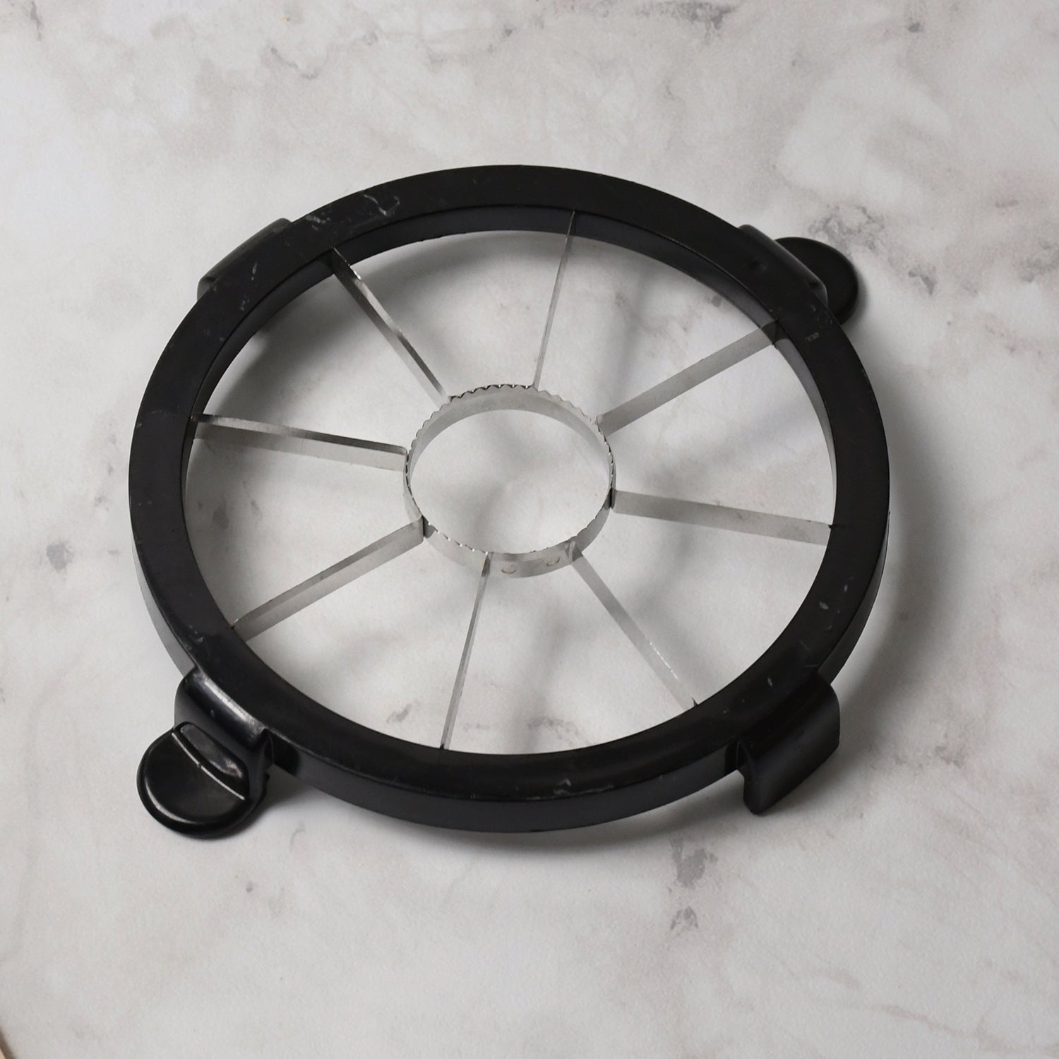Stainless Steel 8 Blades Apple Slicer Corer Fruit Cutter and Divider Fruit Tool Your Brand