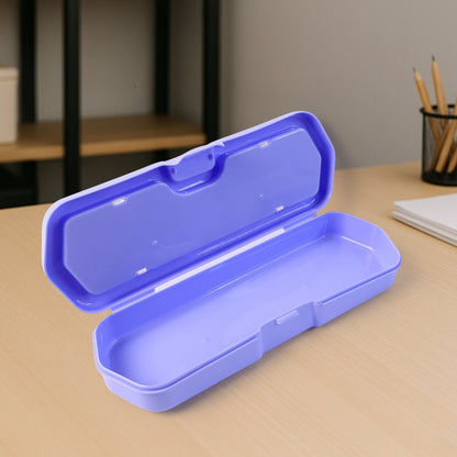 Cartoon Character Printed Plastic Pencil Box with Built-in Maze Puzzle Game (1 Pc)