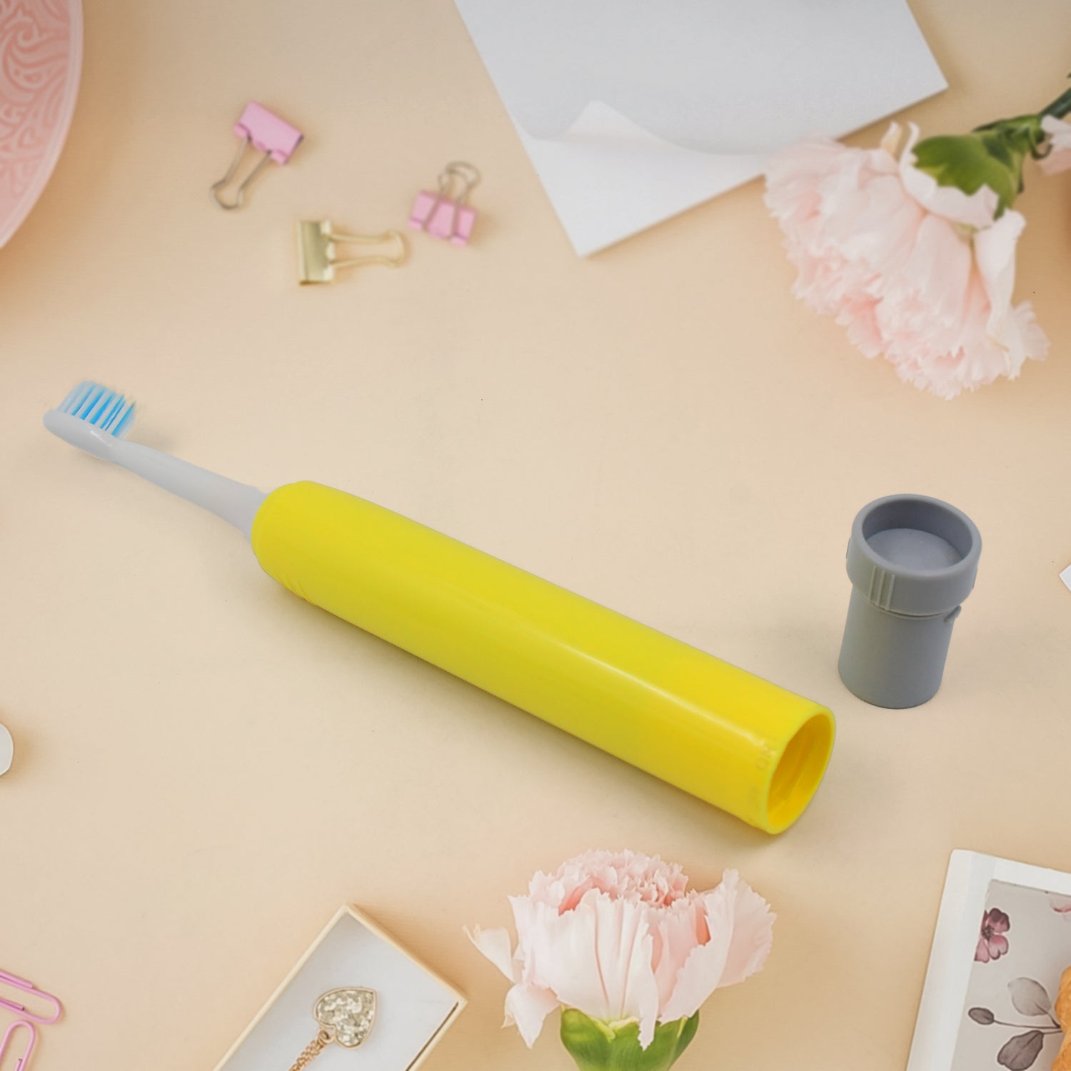 Adult Waterproof Electric Toothbrush 1 Head Battery Operated Toothbrush (1 Pc / Battery Not Included / Mix Color) Your Brand