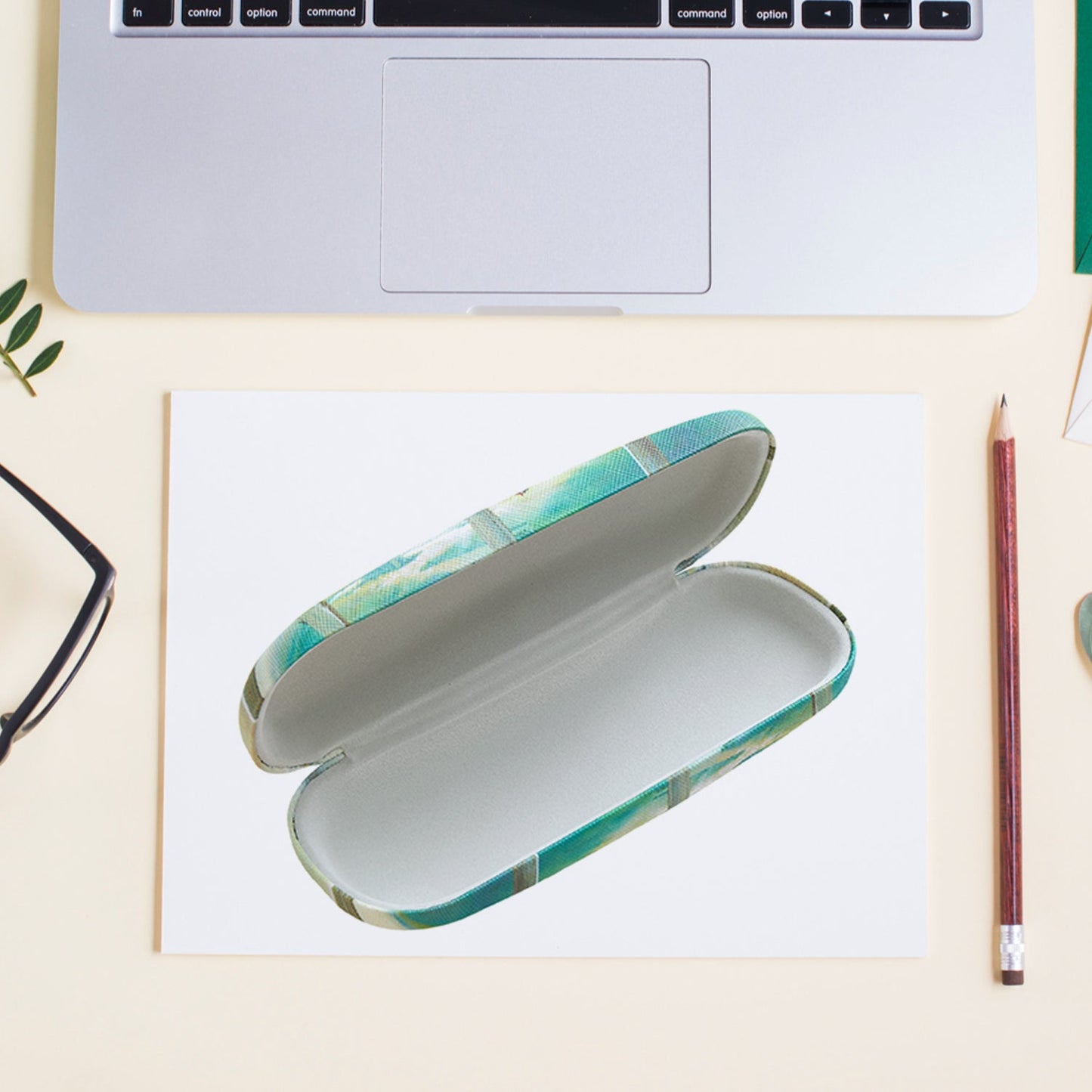 Flowers Decorative Glasses Case Eyeglasses Storage Box (1 Pc / Mix color) Your Brand