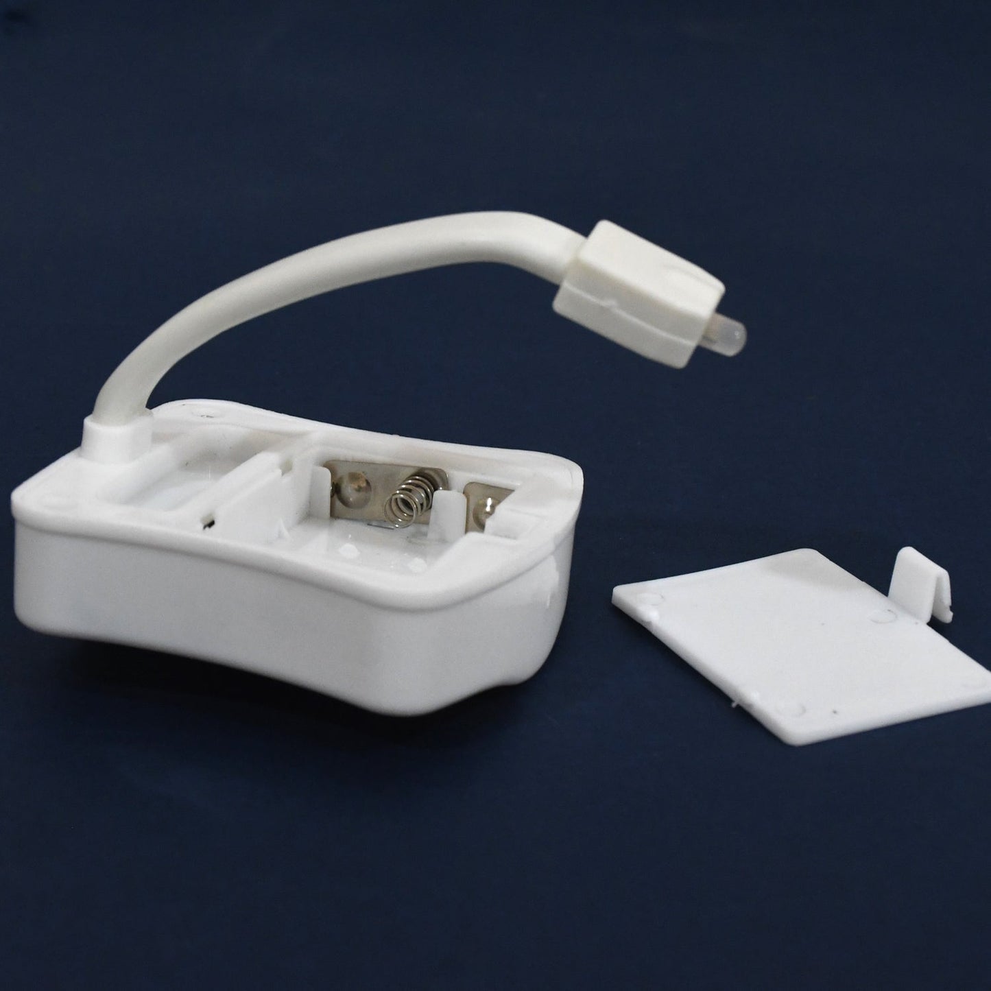 Toilet Light, LED Toilet Bowl Light Toilet Cover Lamp (1 Pc / Battery Not Included) Your Brand