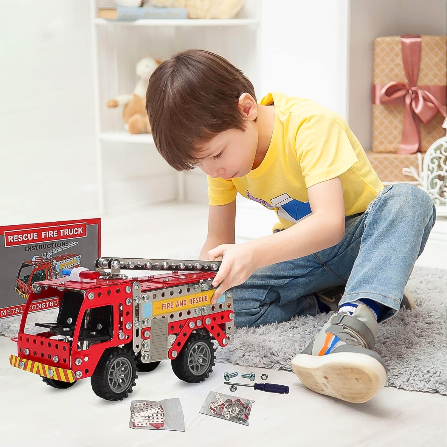 Metal DIY Fire Truck Building Blocks for Kids (Fire Truck / 292pcs of truck tool / 1 Set) Your Brand